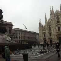 20���η�������ͷ���������ѧУ�� ͼ����