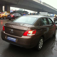 ��ɫǰ����������ҹ��ƣ���