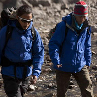 ������һ������Զ��ǰ��