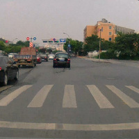 ��һ��·�Ͼ���·�ڵķ������壬����������������ҪС��