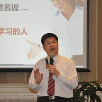 杭州绿城育华学校初中“团队向心力”培训如期进行
