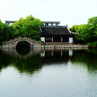 �ų�������԰��ɫ