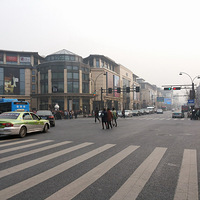 �ϳǽ�����˫�����Ӱ�·��ͨ������и��ƣ������ǵ�Ŭ���ֲ���