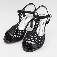 ר����ƷŮЬר��