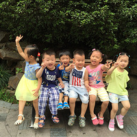 ���а໧����Ϸ---����ԲȦ����