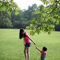 ��We are ��ľ�ۡ�+���������Ա���ĳ��ͼ�����װ