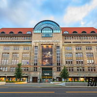 �������������̳� Ů��ȥ����ɲ�ֹ������