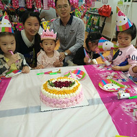 �ɰ��ò��У�ά�ᱦ���������տ��֣�һ��ͯ��������գ�