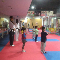 �ҳ��ǽ��������£���ȭ�����н̺û�����̺ã�����