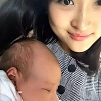 Ů�������ڶ�������̥ �Ͽ�����ٲ���(ͼ)