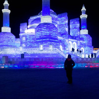 ����������