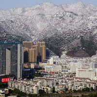 �Ϻ��ĺ�԰�Ǻ��ݣ����ݵĺ�԰�Ǹ�����