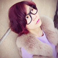 �Ұ�����ɫ