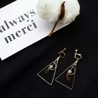 12�� �������Ʒ�����ж�������[ej=2714-fe0f]