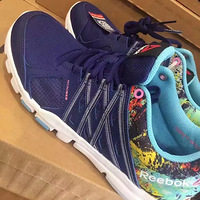 ���齺�����