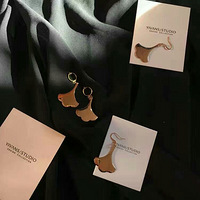 �ϣ��£�Ʒ�� ��һ����ж�������