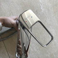 �¹�ԭװ���ں�˹������Ʒ��ͷ