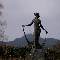 ����  ��ׯ