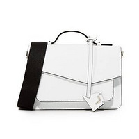 4��ʱ�����ŵ��Լ۱ȸ���ֵ������SHOPBOPȫ����