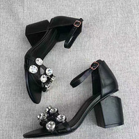 �ϸ�һ�ִ��ˮ���и���Ь