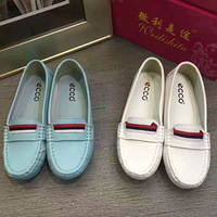 ���ϲ��е�����Ь