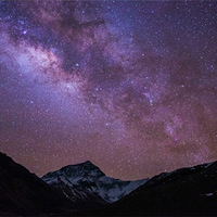 ���а����飬ƴ������