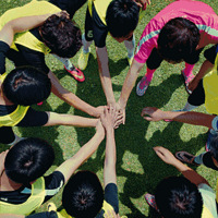 �ഺ����ȼ����ʮ����ȫ��ѧ���˶����ײ���������Ƭ������