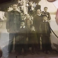 �Ϻ�����ĺ��ݱ����������ң���˵�Ĳ��Ǿ�Ӣ