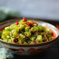 һ�볬���·��ˣ�ʳ�ļ򵥣��ҼҸ�������һ�Σ���������ͷ��ó�