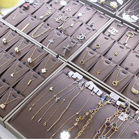 ���ݶ��ְ������գ����ݻ���LV/DELVAUX����