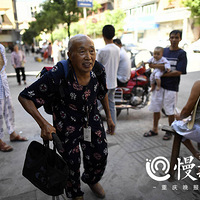 40����£���Ѯ���ݽ�ʦ���Լ�����Ħ���ϣ�����ԭ��������Ŀ��