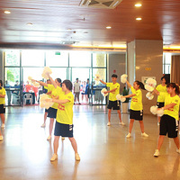 ��������ʮ�����˶��������ٱ���Բ����Ļ