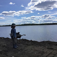 �ӷ�����ĸ�������ǣ��ĸ�ĸӦ����ôӦ�Ժ��ӵĳɳ�����