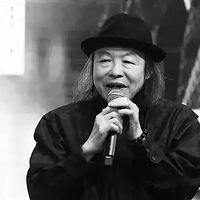 ����ְְ����д���飬׷���ǵ�Ů��...