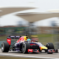 �������г������ܼ���F1����˹�١������Լ�ȼ���Դ�