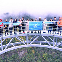 ����ͬ�ǻ���ܱ߻��⣬��;���У�����Ȥ�Ľ����֯