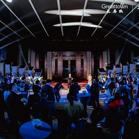 ������ɽ��ˮ�����ǣ������ǡ�����ʵ��ʾ��������ʢ��