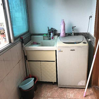 ��ƽ���� ����1������ƽվ����800������һ����װ 135��