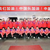 ��ƹ������ƹ�������������С�Ů����ͻ�˫־�ڱص�