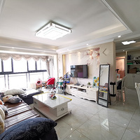 ������D32�����óǸ���������һ����װ�޳��⣬��ʱ����