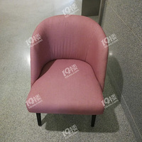 Ƥ�������Ӵ�ͷ���¸�ɫ