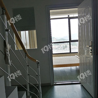 ���˷��ӳ��⣬3������