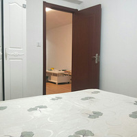 ���ݻ���Ԫ���з����⣬�ٽ����������ںͶ�վ��������ѧУ��