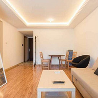 ���㳡����סլ��3��2�����״γ��⣬���н��