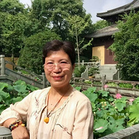 ���������վ�ɫ