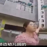 ���ʹ��׶�԰�ˣ�����Ů���Ѻ�үүŤͷ���ߣ��ǣ�����ǲ�����ѧ