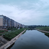 �ƺ�������죬����һ�������ķ羰��