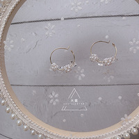 ���µ���