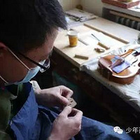 �����ĸ�ĸ���������һ�조�������ϰࡱ