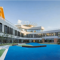 ����С��ȥ��У ���� �˴��к���ѧУվ